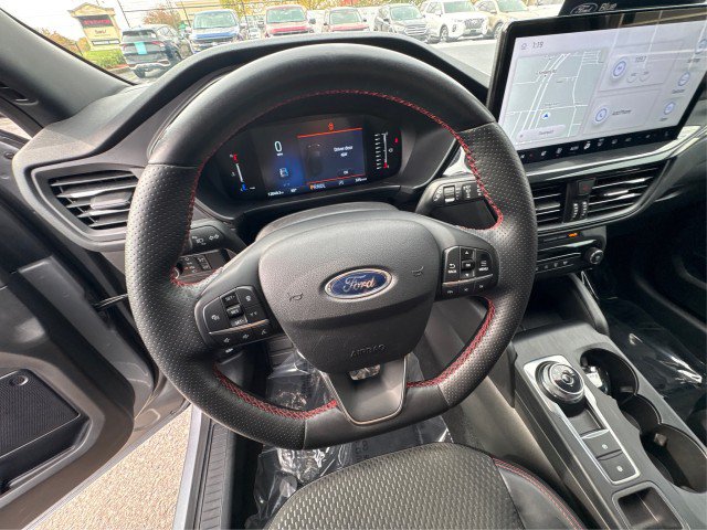 Certified 2024 Ford Escape ST-Line w/ Tech Pack #1 AWD/4WD image 16