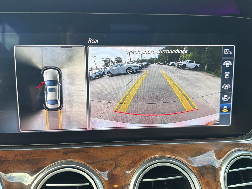 Used 2017 Mercedes-Benz E 300 image 25