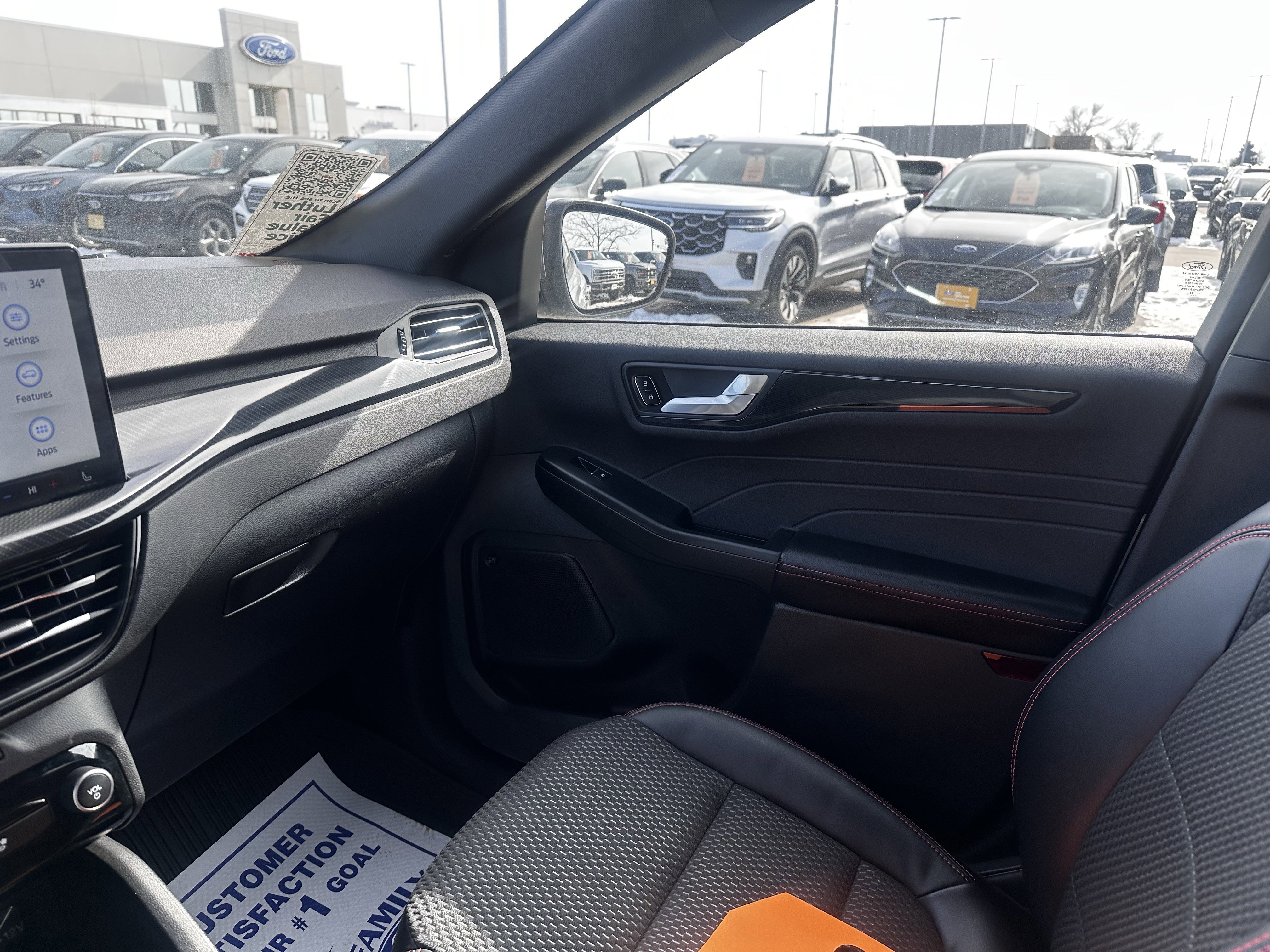 Certified 2023 Ford Escape ST-Line Select w/ Tech Pack #2 image 11