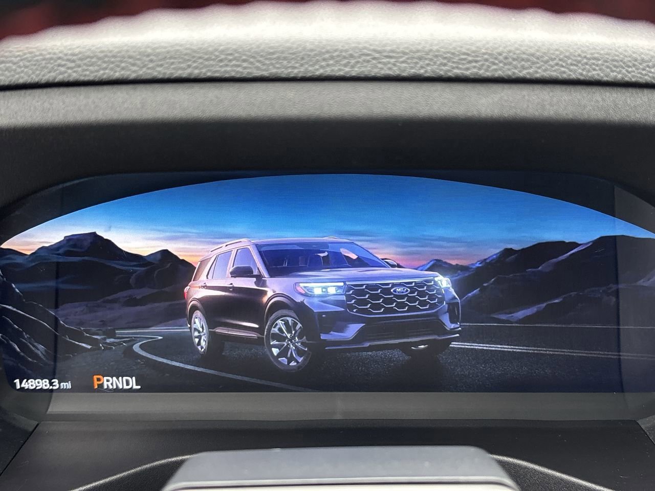 Certified 2025 Ford Explorer ST-Line w/ Premium Package image 36