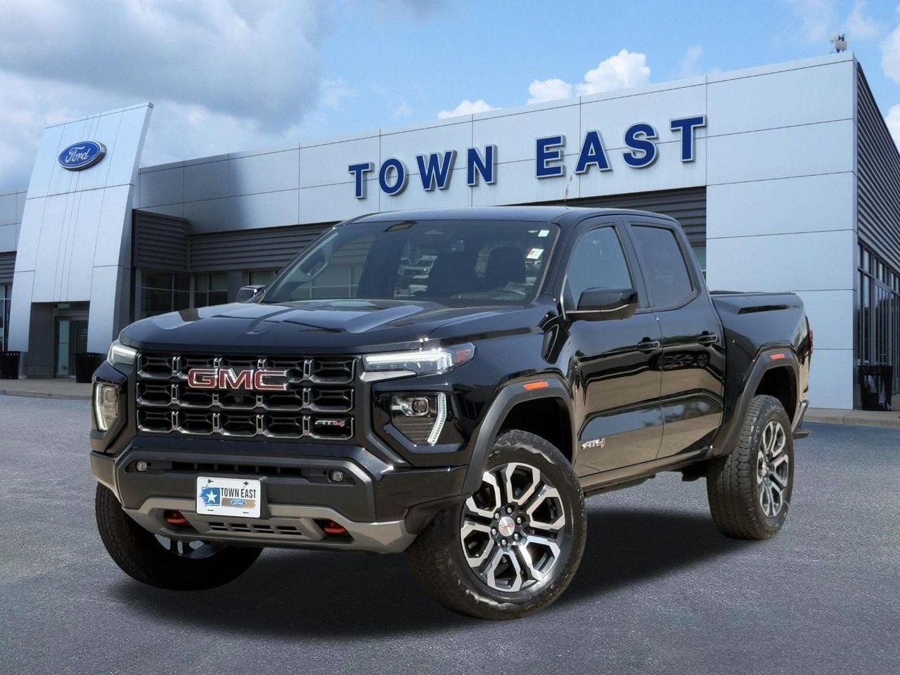 Used 2023 GMC Canyon AT4 w/ AT4 Premium Package