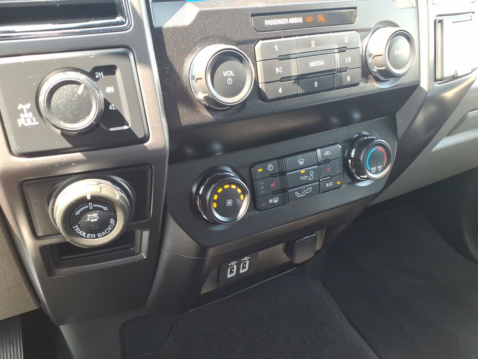 Certified 2019 Ford F150 XLT w/ Equipment Group 302A Luxury AWD/4WD image 19