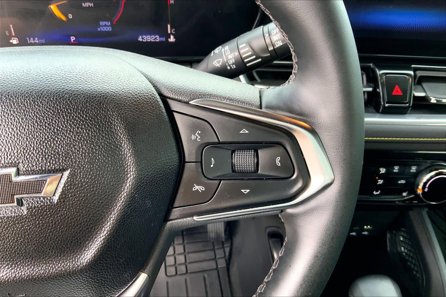 Used 2024 Chevrolet TrailBlazer ACTIV w/ Driver Confidence Package FWD image 21