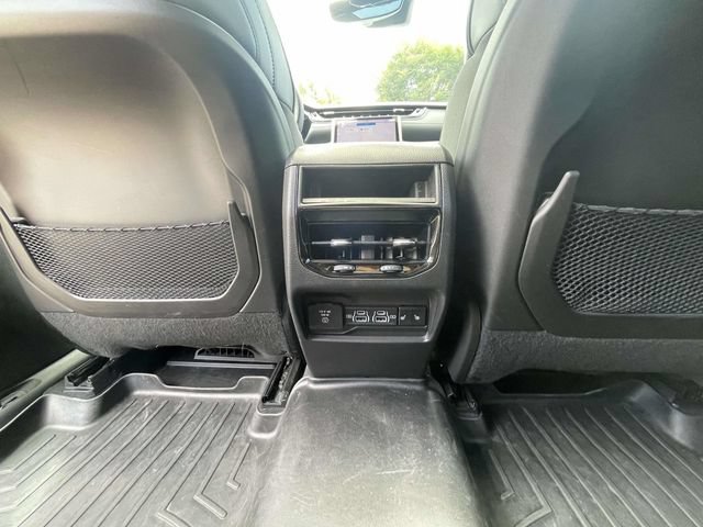 Used 2023 Jeep Grand Cherokee Overland AWD/4WD image 18