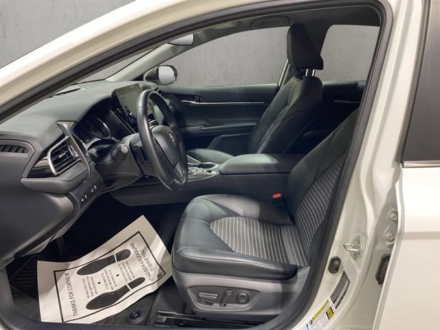Used 2021 Toyota Camry SE AWD/4WD image 12