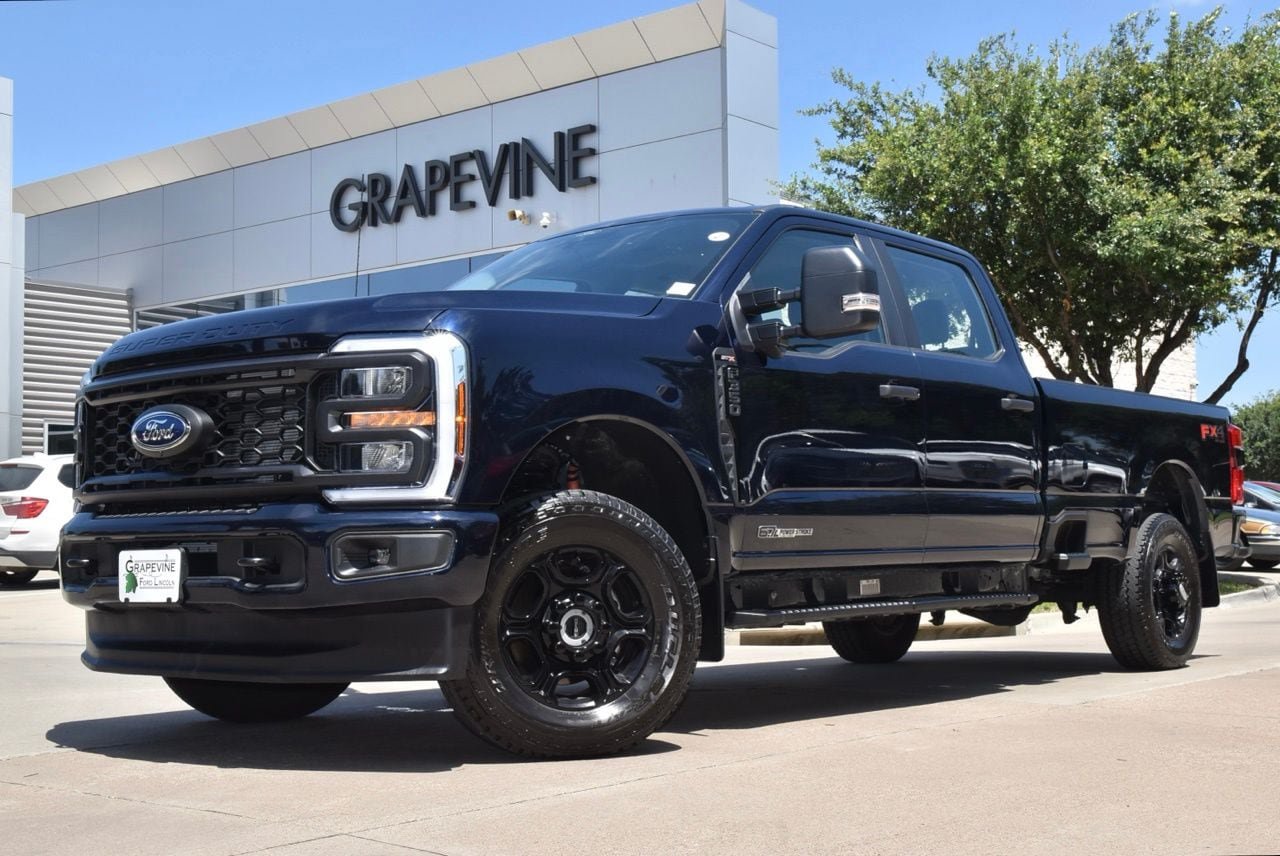 Certified 2025 Ford F350 XL w/ STX Appearance Package AWD/4WD image 2