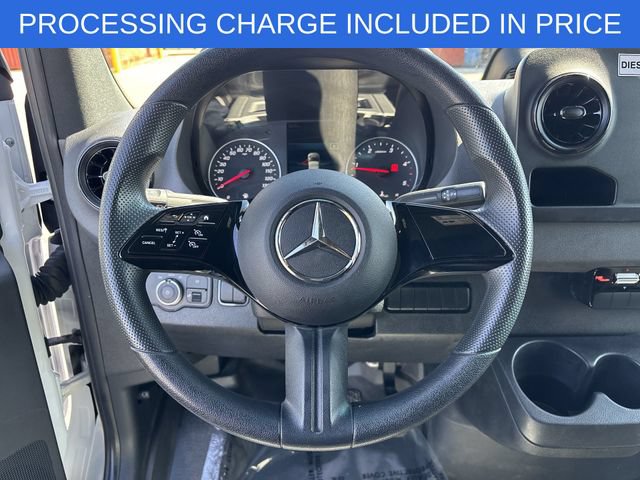 Used 2025 Mercedes-Benz Sprinter 2500 image 6