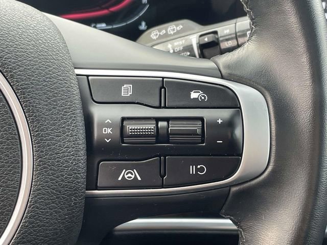 Used 2025 Kia Sportage EX w/ Premium Package image 22