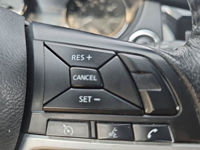 Used 2020 Nissan Rogue SV AWD/4WD image 18