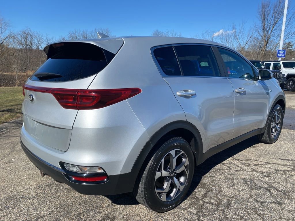 Used 2020 Kia Sportage LX image 5
