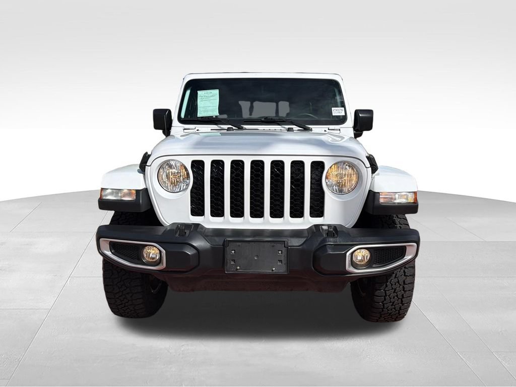 Used 2023 Jeep Gladiator Sport AWD/4WD image 2