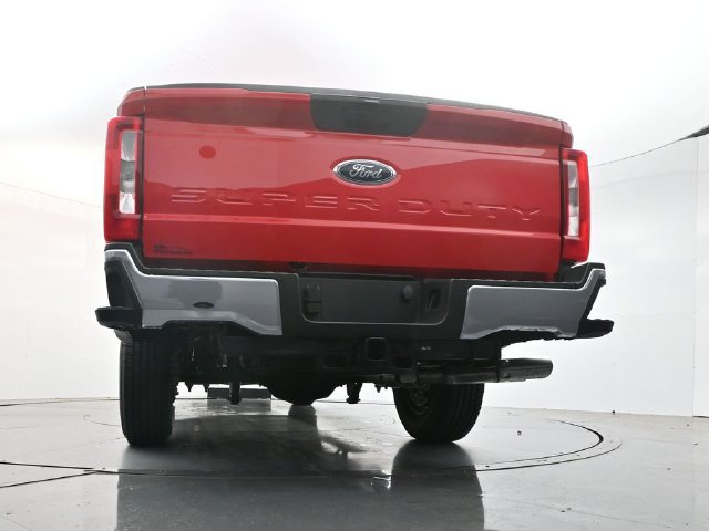 Certified 2026 Ford F250 XL w/ XL Chrome Package RWD image 50