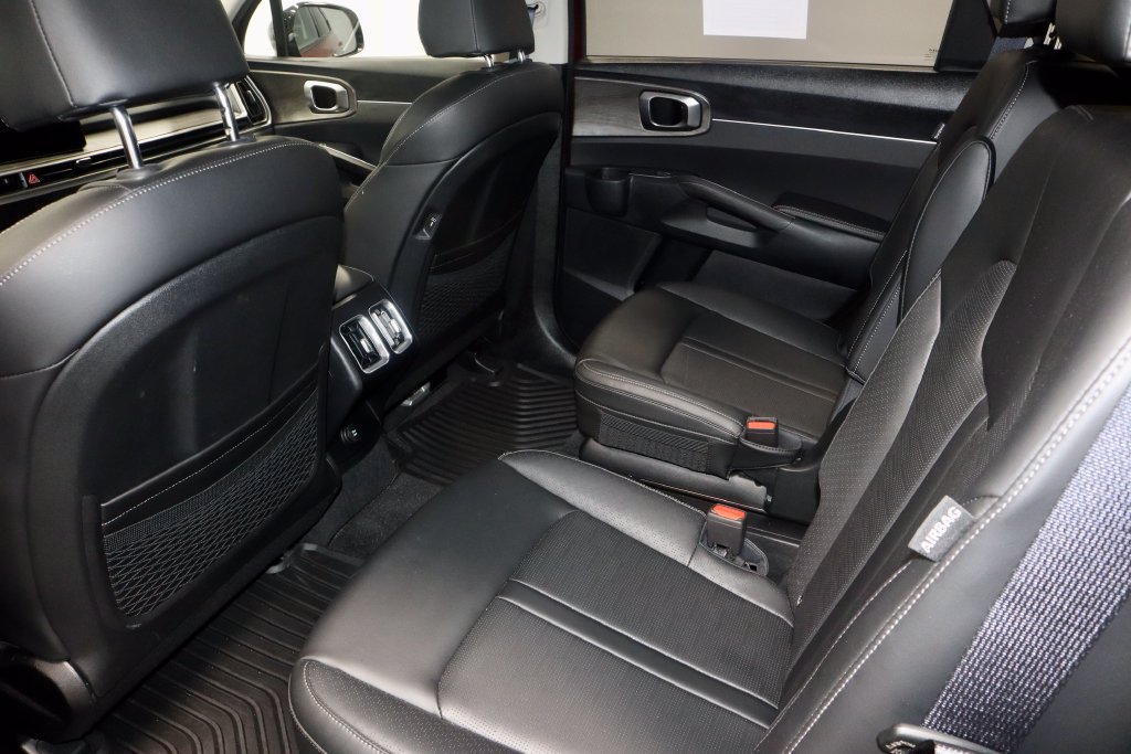 Used 2024 Kia Sorento X-Line EX AWD/4WD image 23