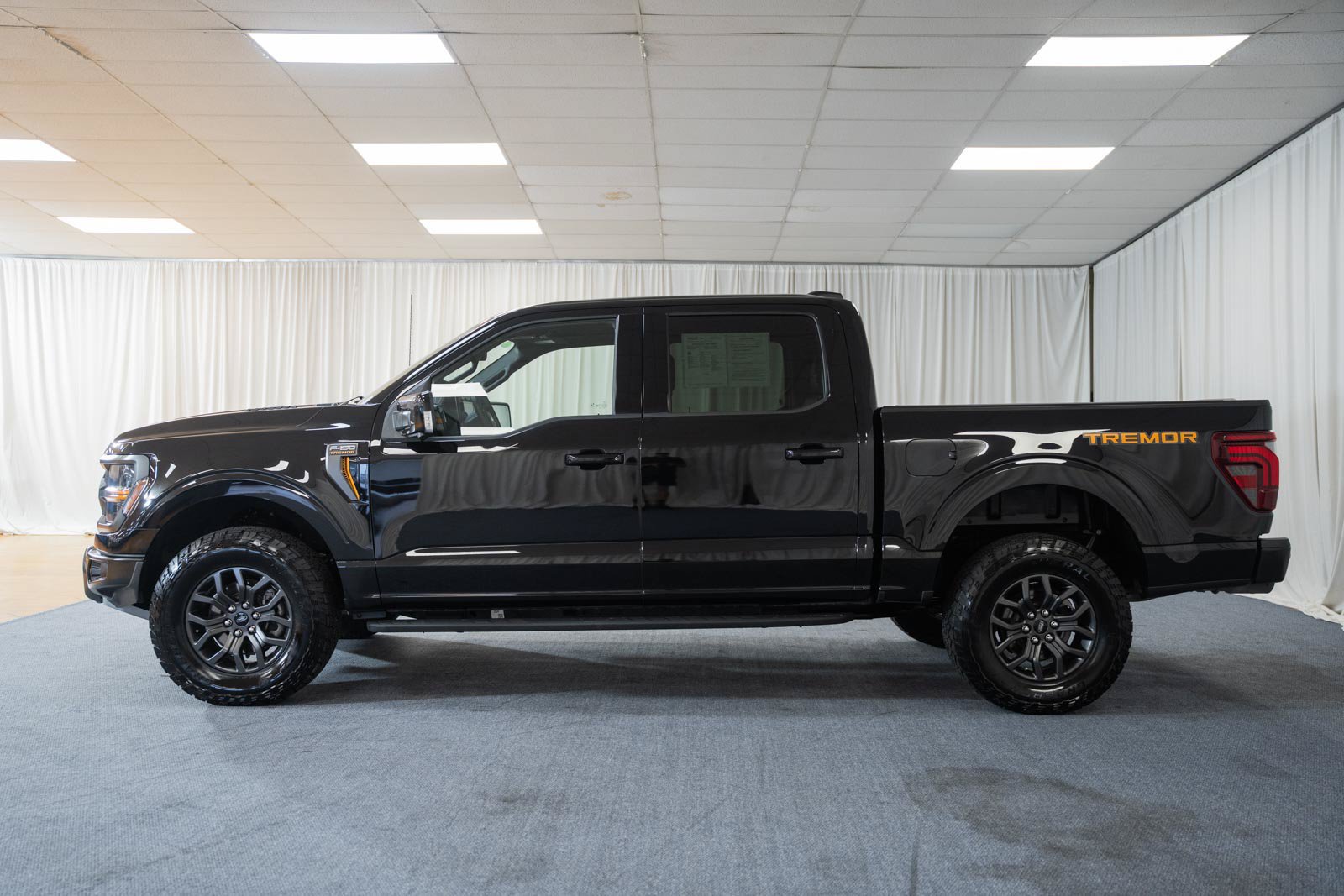 Certified 2025 Ford F150 Tremor w/ Equipment Group 402A High AWD/4WD image 4