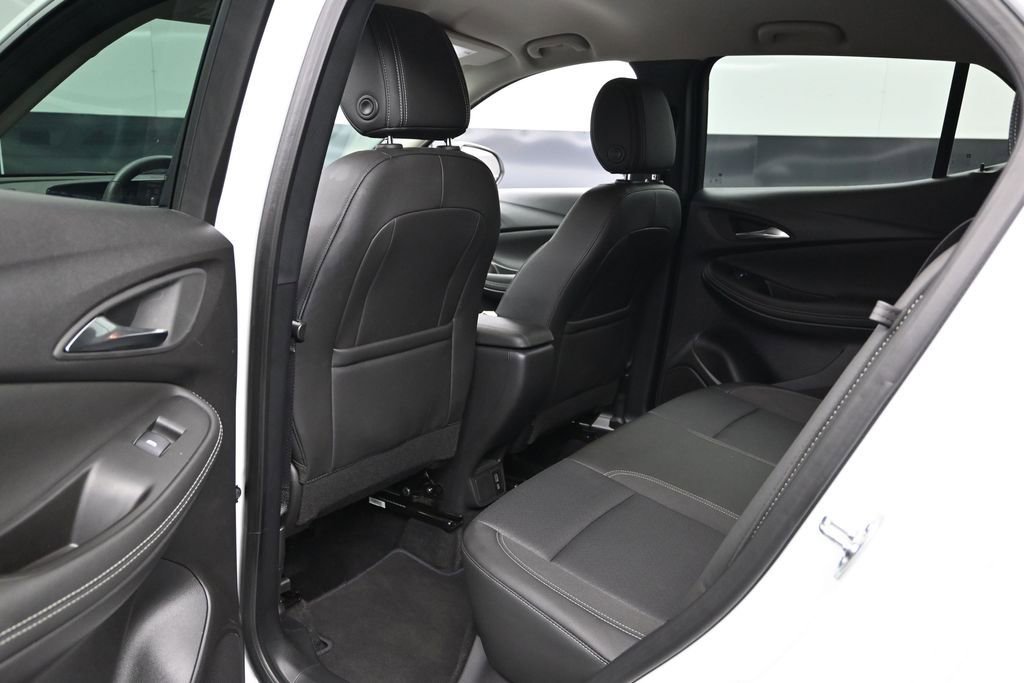 Used 2025 Buick Encore GX Preferred AWD/4WD image 16