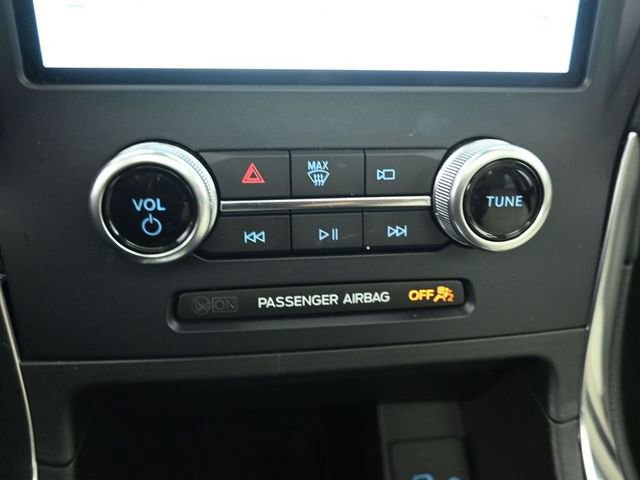 Certified 2022 Ford Edge Titanium w/ Class II Trailer Tow Package image 28