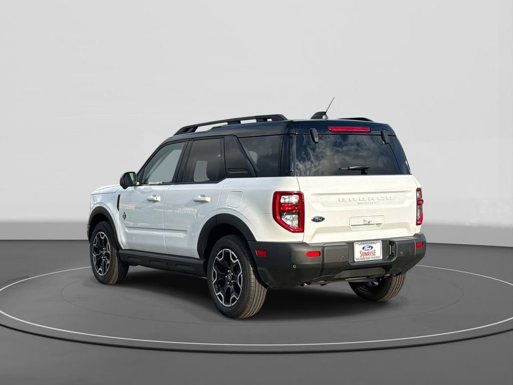 Certified 2025 Ford Bronco Sport Outer Banks w/ Outer Banks Tech Package+ image 2