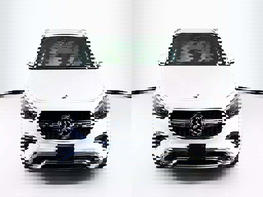 Used 2025 Mercedes-Benz GLA 250 4MATIC image 8