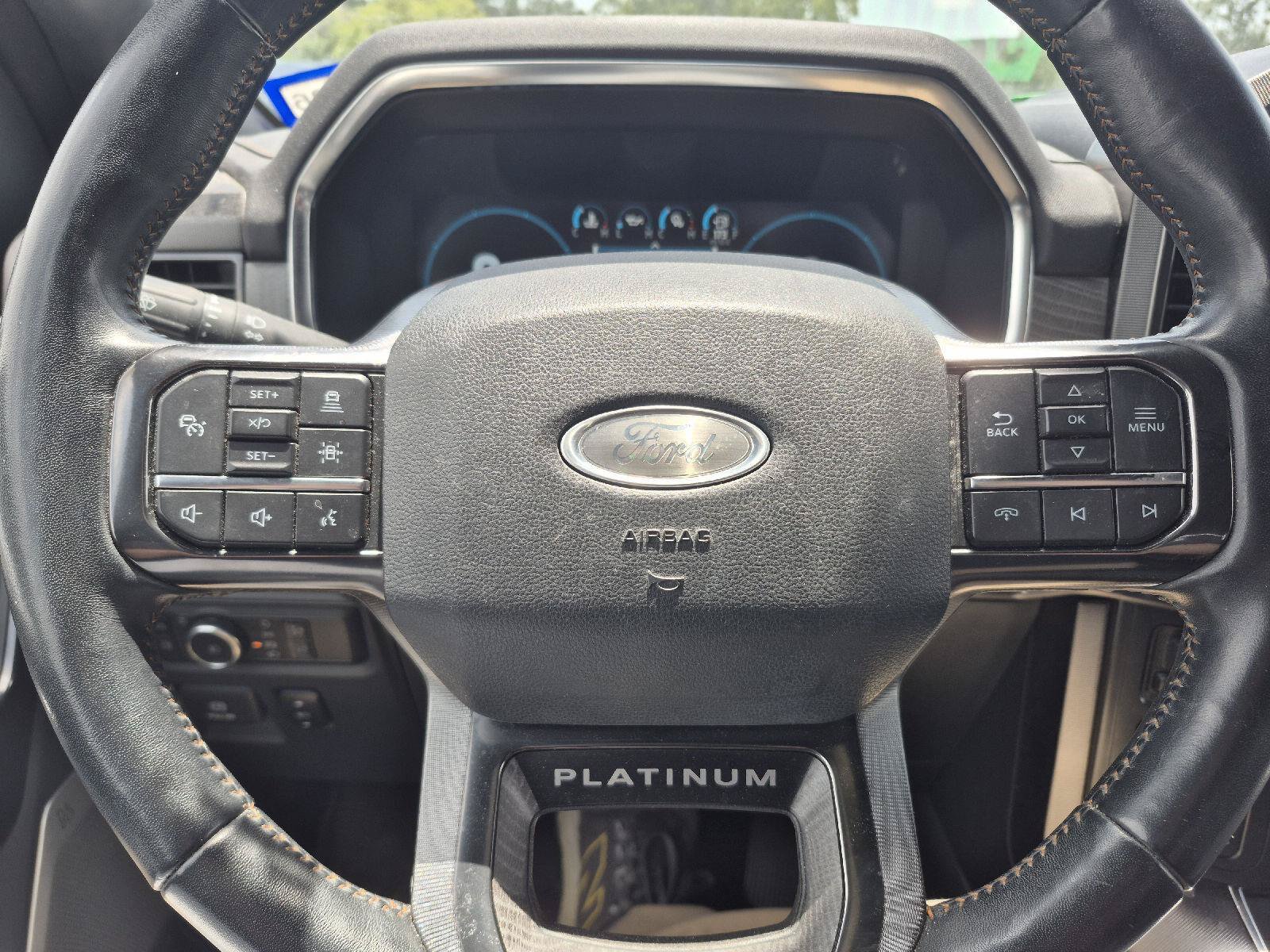Certified 2022 Ford F150 Platinum w/ Equipment Group 701A High AWD/4WD image 8