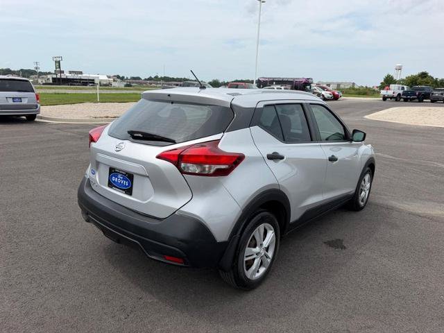 Used 2018 Nissan Kicks S FWD image 5