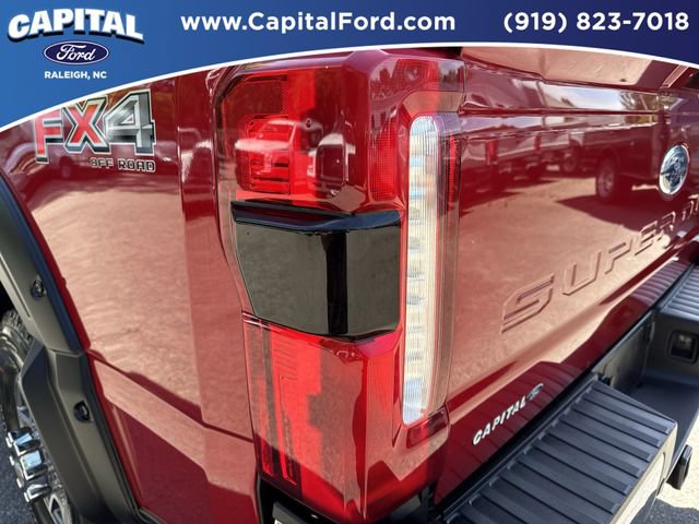 Certified 2024 Ford F250 Lariat w/ Lariat Ultimate Package AWD/4WD image 15