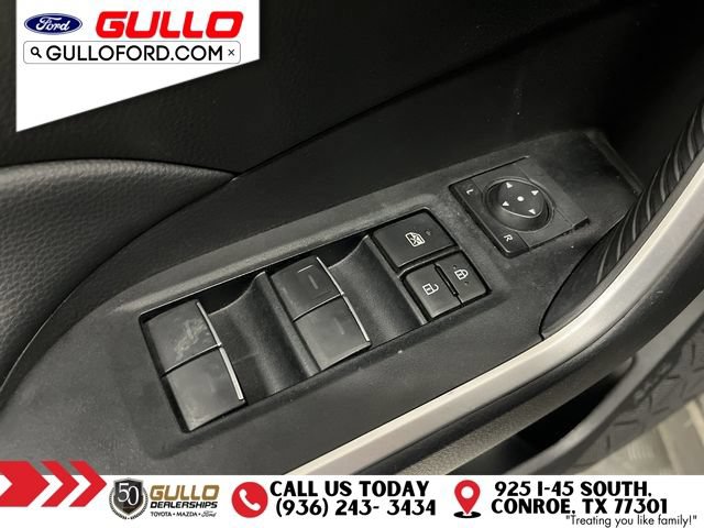 Used 2024 Toyota RAV4 XLE FWD image 20