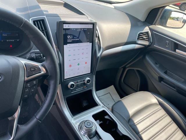 Certified 2023 Ford Edge SEL w/ Convenience Package AWD/4WD image 12