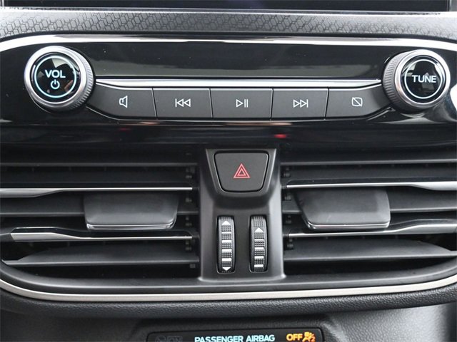 Certified 2022 Ford Escape SEL w/ SEL Stealth AWD Package image 18