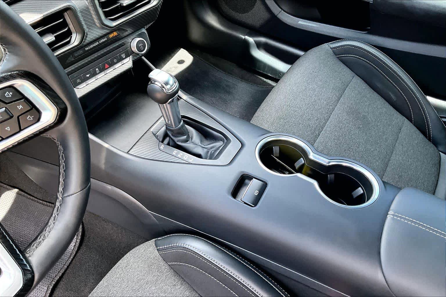 Certified 2025 Ford Mustang Coupe RWD image 17