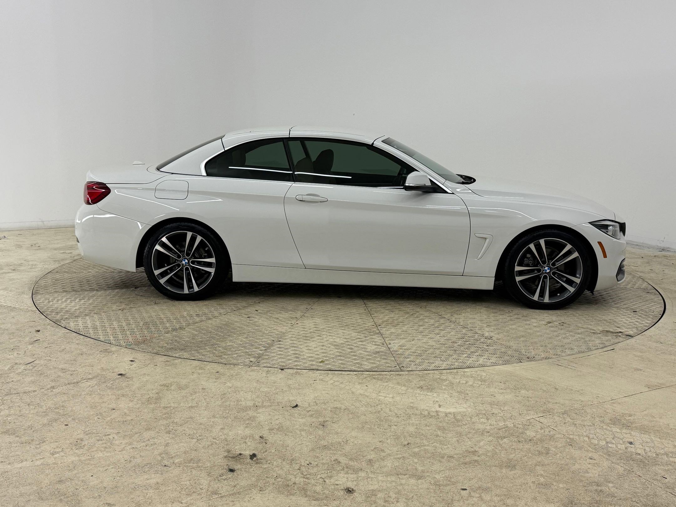 Used 2020 BMW 430i Convertible w/ Convenience Package image 8