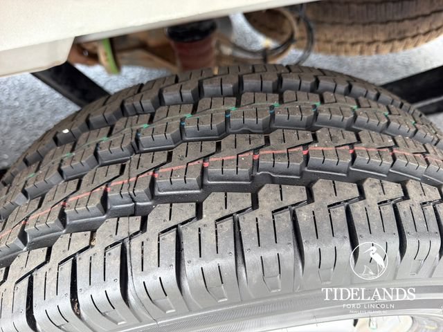 Certified 2025 Ford Transit 250 148 Medium Roof RWD image 31