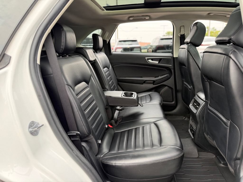 Certified 2024 Ford Edge SEL w/ Convenience Package AWD/4WD image 15