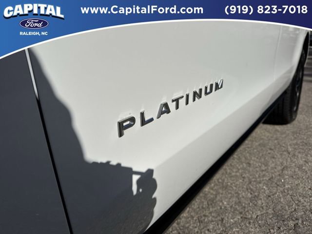 Certified 2025 Ford Expedition Max Platinum image 14