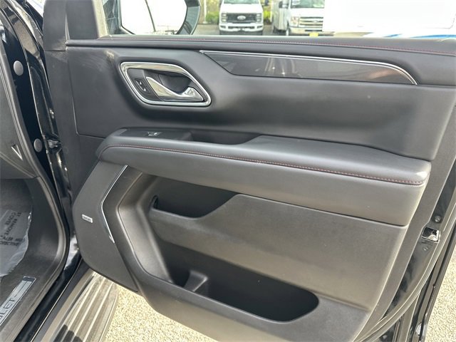 Used 2023 Chevrolet Suburban RST w/ Sport Performance Package image 37