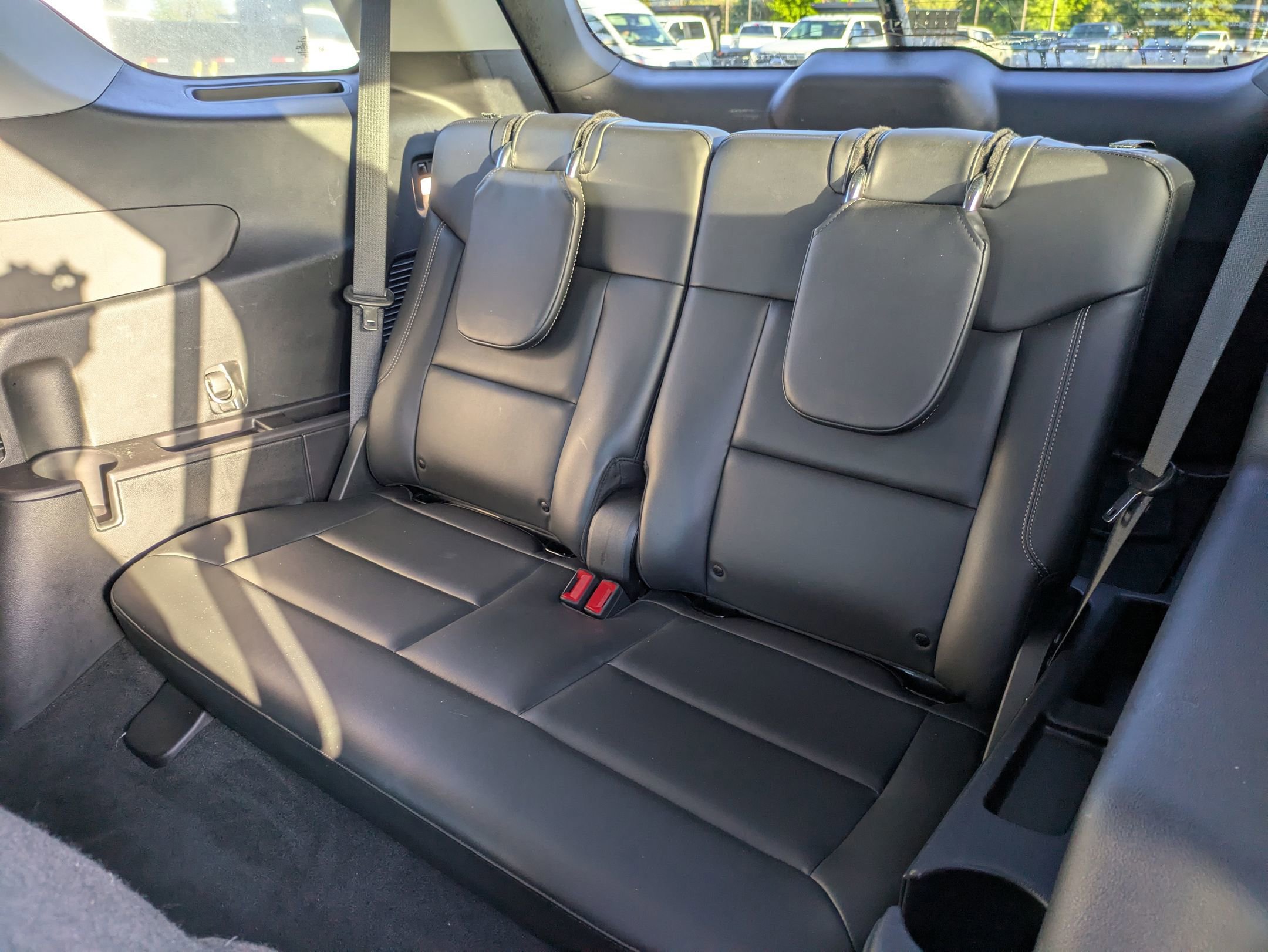 Certified 2022 Ford Explorer XLT w/ Equipment Group 202A image 28