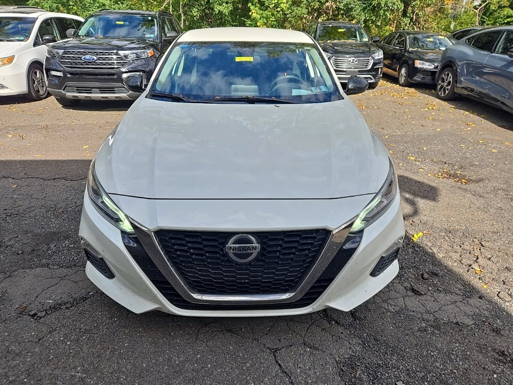 Used 2020 Nissan Altima 2.5 SR AWD/4WD image 2