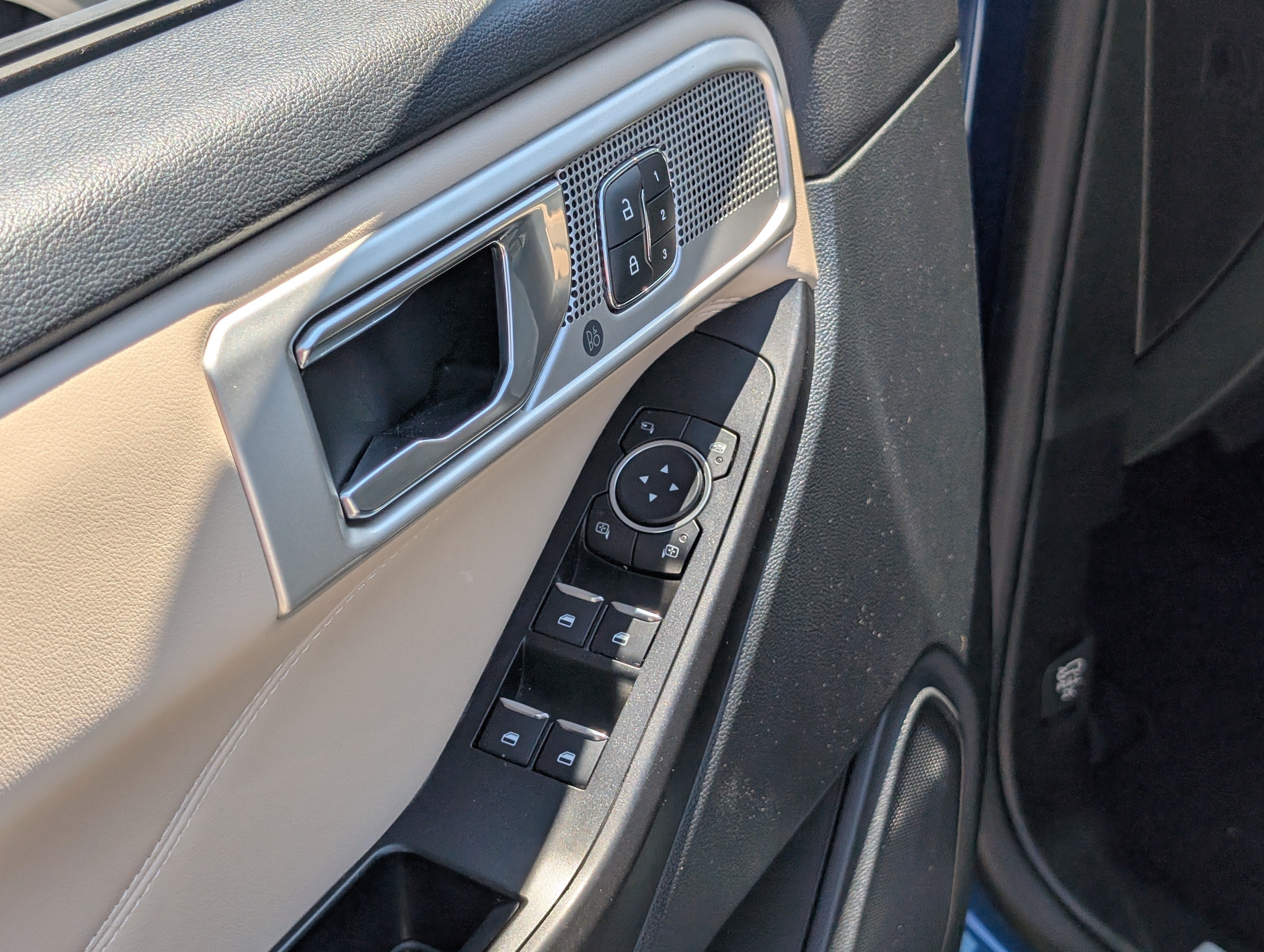 Certified 2020 Ford Explorer Limited AWD/4WD image 23