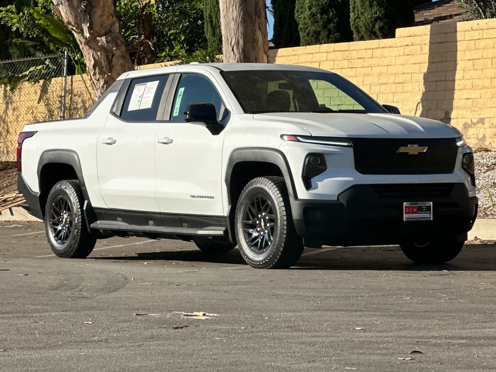 Used 2024 Chevrolet Silverado EV W/T AWD/4WD image 9