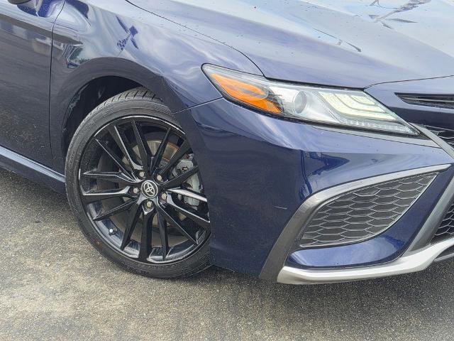 Used 2021 Toyota Camry XSE FWD image 9