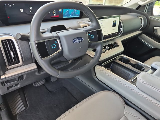 Certified 2025 Ford Expedition Active RWD image 17