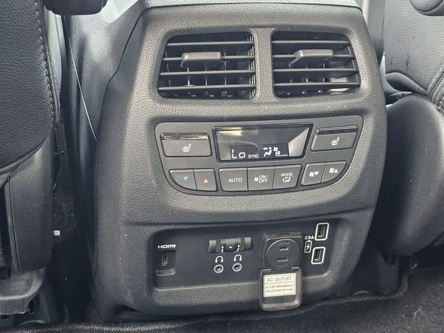 Used 2022 Honda Pilot Touring image 18