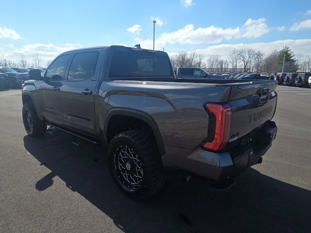 Used 2024 Toyota Tundra Limited image 2