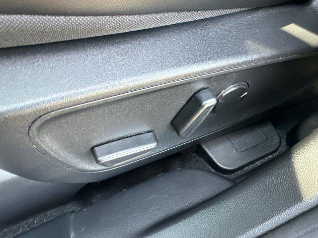 Certified 2023 Ford Escape ST-Line w/ Tech Pack #1 AWD/4WD image 7