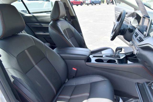 Used 2024 Nissan Altima 2.5 SR FWD image 26
