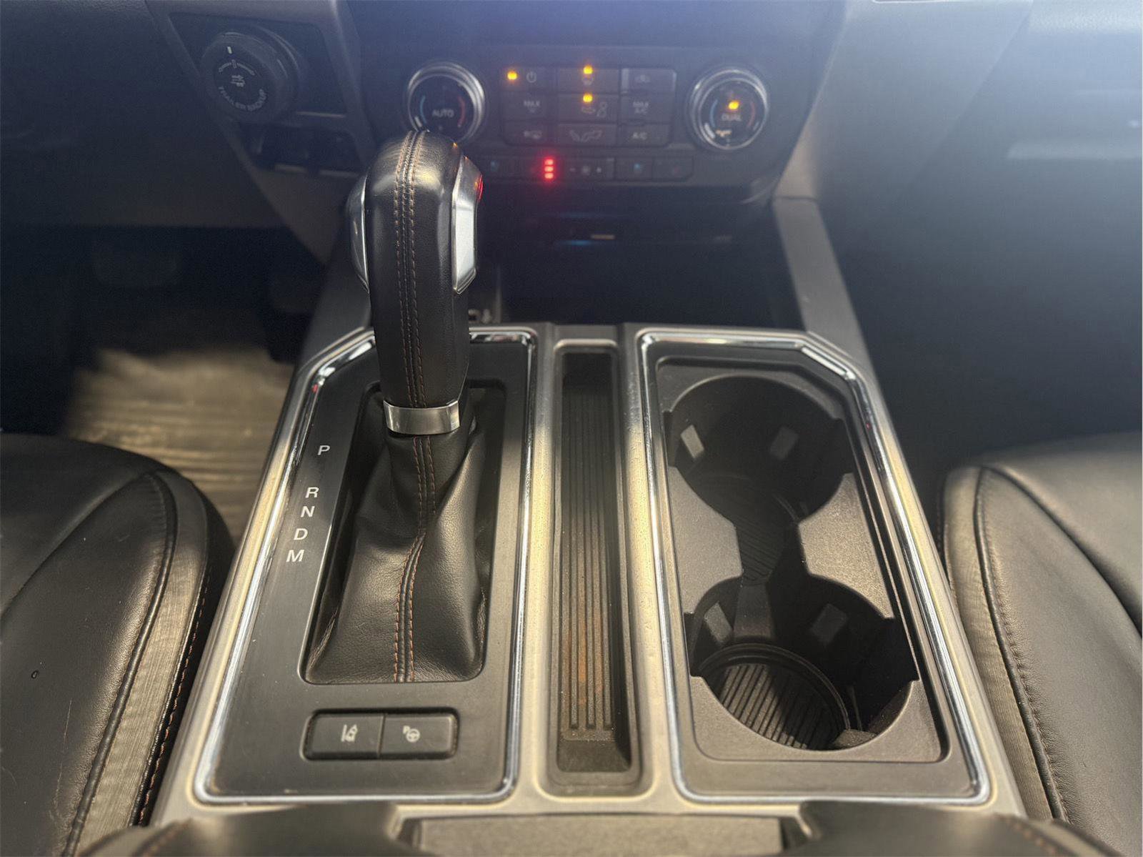 Certified 2019 Ford F150 Platinum w/ Equipment Group 701A Luxury image 45