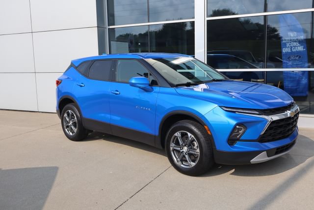 Used 2025 Chevrolet Blazer LT AWD/4WD image 7