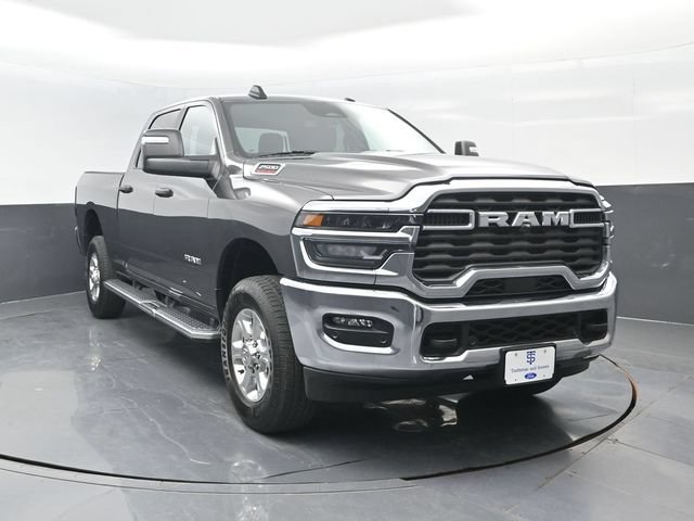 Used 2025 RAM 2500 Big Horn AWD/4WD image 2