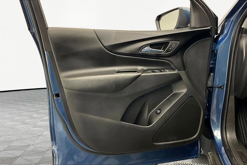 Used 2024 Chevrolet Equinox LT image 23