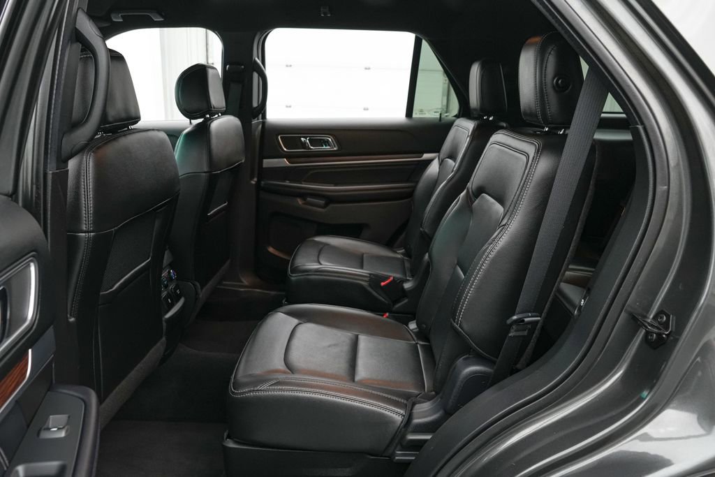 Certified 2017 Ford Explorer Limited image 19
