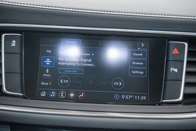 Used 2020 Buick Enclave Essence image 23